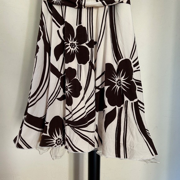 Fit & Flare Neck Tieup Crossover Collar Stretchy Dress - Picture 4 of 11